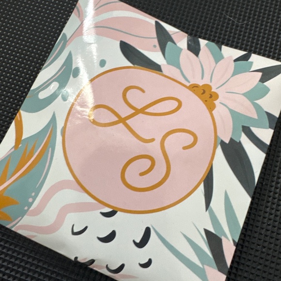 Lily Sky designs necklace + earring set elephant charm - Picture 6 of 6